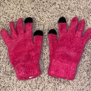 Girls pink gloves